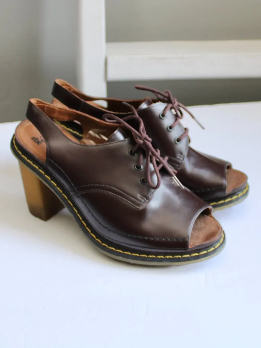 Dr Martens Tara Open-Toe Lace-Up Sling-Backs Brown Block Heels Women’s Size 7
